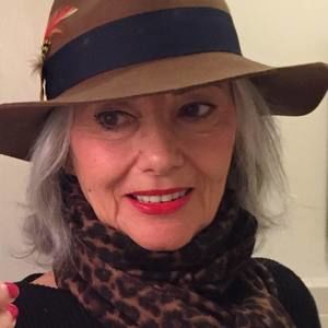 Meet your Posher, Robin